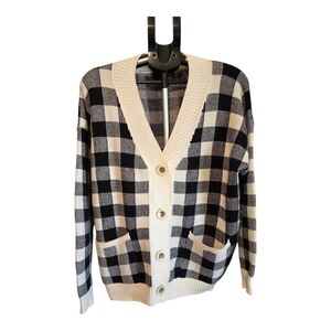 Checked Black and Cream V-Neck Button Cardigan